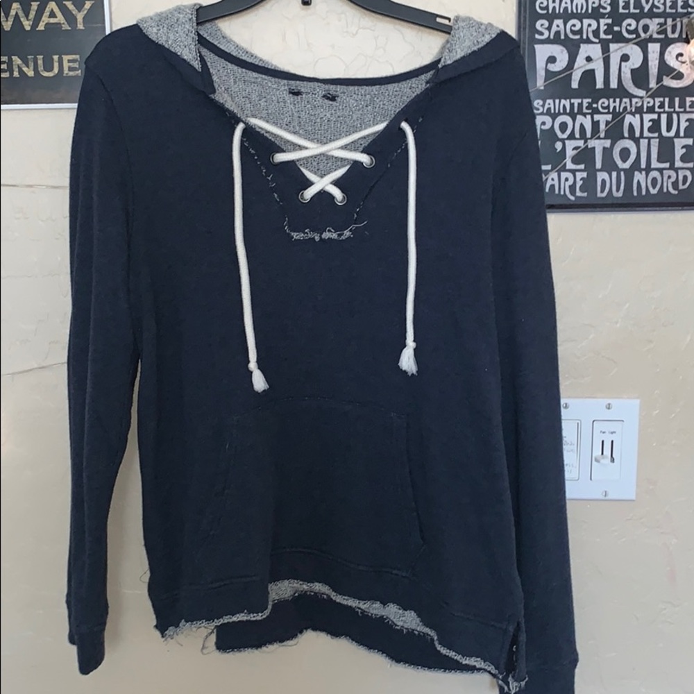 sweatshirt
